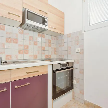 Apartment Aurora By Interhome *