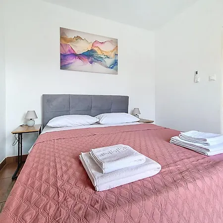 Aurora By Interhome
