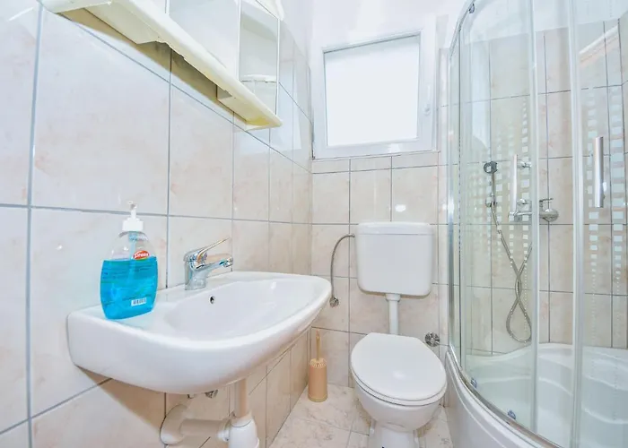 Appartement Aurora By Interhome Maslenica