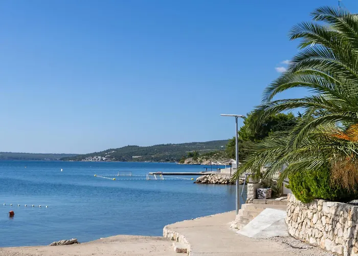 Aurora By Interhome *