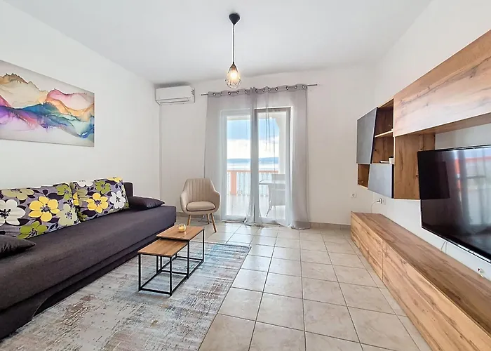 Apartment Aurora By Interhome *