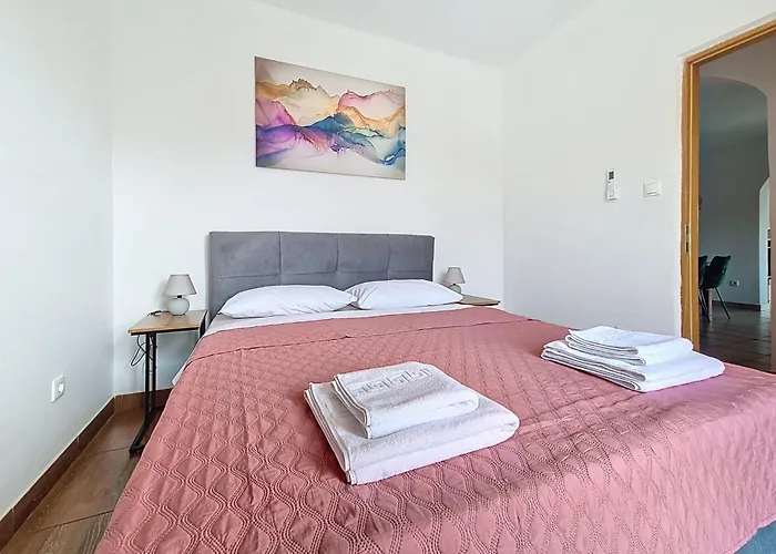 Aurora By Interhome
